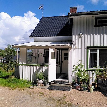 Laegenhet Naturnaera I Henån Εξωτερικό φωτογραφία